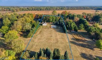 19070 33 Mile Rd, Armada, MI 48005