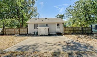 215 Laurel Dr, Bayville, NJ 08721