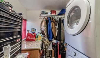 612 LOVERS Ln, Aztec, NM 87410