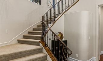 2939 Red Arrow Dr, Las Vegas, NV 89135