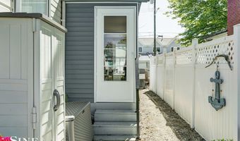 149 Kenyon Rd, Algonac, MI 48001