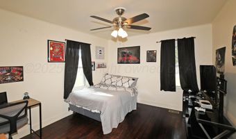 311 WILKERSON Ave, Groom, TX 79039