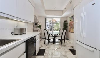 3900 Island Blvd B204, Aventura, FL 33160