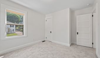 16 Bethel St, Bristol, CT 06010