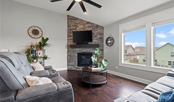 16025 Craig St, Basehor, KS 66007