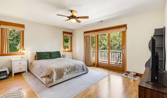 425 Merrill Cir, Ashland, OR 97520