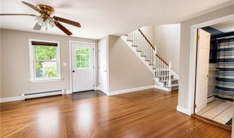 65 Redland Ave, East Providence, RI 02916