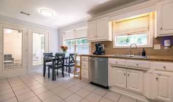 84 Seminole Cir, Austin, AR 72007
