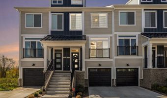 2759 Bristol Ridge Dr, Ann Arbor, MI 48105