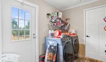 1215 Shores Rd, Alford, FL 32420