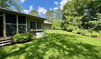 281 Clyde Rd, Bangor, ME 04401