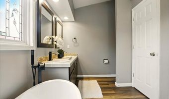 2350 Ariel Cir, Anchorage, AK 99515