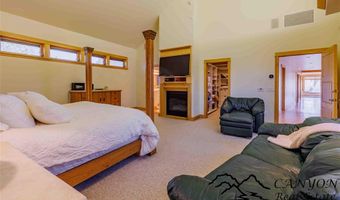40 Castle Rock Rd, Cody, WY 82414