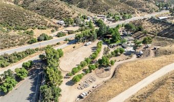 11809 Sierra Hwy, Agua Dulce, CA 91390