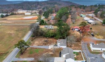 7570 Hustleville Rd, Albertville, AL 35951