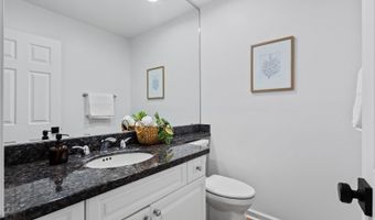 358 Kaelepulu Dr 702, Kailua, HI 96734