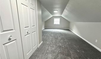 707 Greenlawn Dr, Amherst, OH 44001