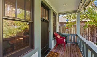 827 NW Delaware Ave, Bend, OR 97703