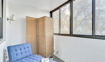 8 Whittier Place 4J, Boston, MA 02114
