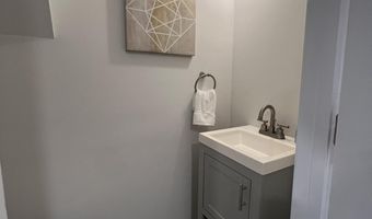 324 S CASTLE St, Baltimore, MD 21231