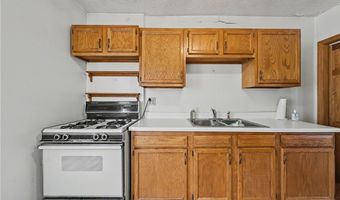 1807 Mcminn St, Aliquippa, PA 15001