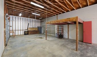 87463 MCTIMMONS Ln, Bandon, OR 97411