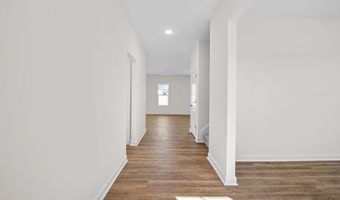 544 Ashley Heights Dr, Aberdeen, NC 28315