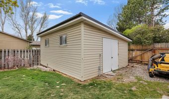 3920 Georgia Ln, Ammon, ID 83406