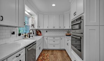 13 EDGEDALE Ct, Reading, PA 19610