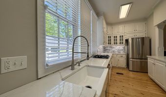 201 Boothe St, Batesville, MS 38606
