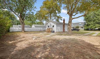 32 W Greenwood, Villas, NJ 08251