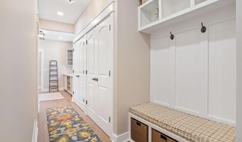 1663 Fairview Dr, Allegan, MI 49010