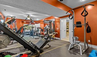 21194 Lawrence 2230, Aurora, MO 65605