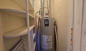 808 E Elm St, Altus, OK 73521