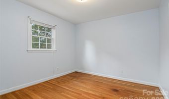 352 Cedar Ln, Arden, NC 28704