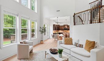 312 Briarfield Dr, Apex, NC 27502