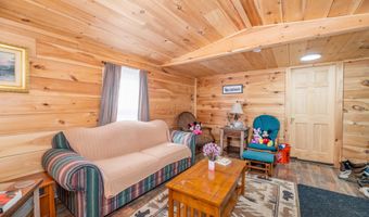 57 Barnett Way, Belgrade, ME 04917