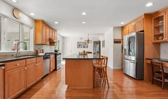 1625 BENJAMIN Dr, Ambler, PA 19002