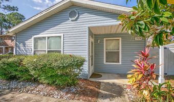 1528 JORDAN St, Atlantic Beach, FL 32233