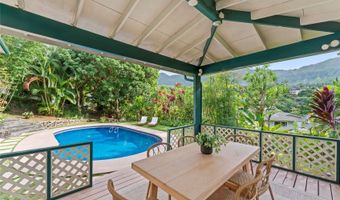 1230 Lola Pl, Kailua, HI 96734