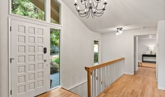 22276 VAUGHN Rd, Veneta, OR 97487