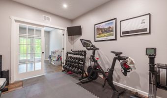4 Maple Grove Way, Athens, OH 45701
