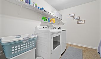 48 Farragut Ave, Barnegat, NJ 08005