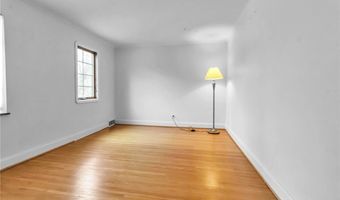 96 Amherstdale Rd, Amherst, NY 14226