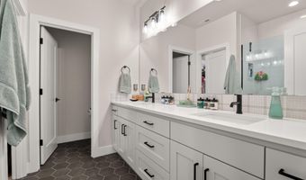 20211 Glen Vista Rd, Bend, OR 97703
