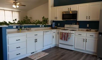 604 Jennys Ln, Fernley, NV 89408