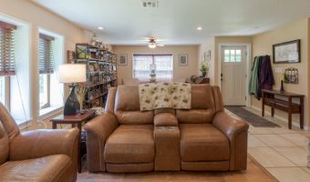 8319 SE Prairie Rd, Baxter Springs, KS 66713