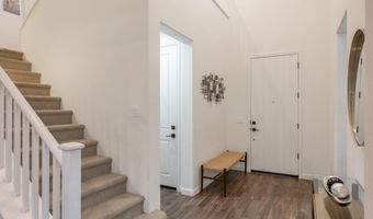 923 W YELLOWSTONE Way, Chandler, AZ 85248