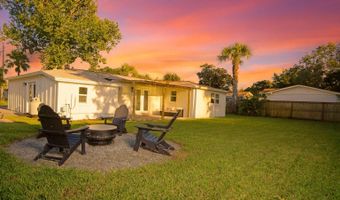 490 MAKO Dr, Atlantic Beach, FL 32233