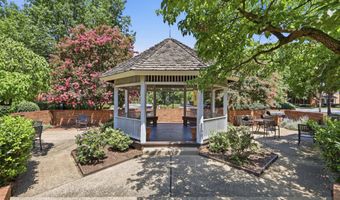2600- F S ARLINGTON MILL Dr F, Arlington, VA 22206